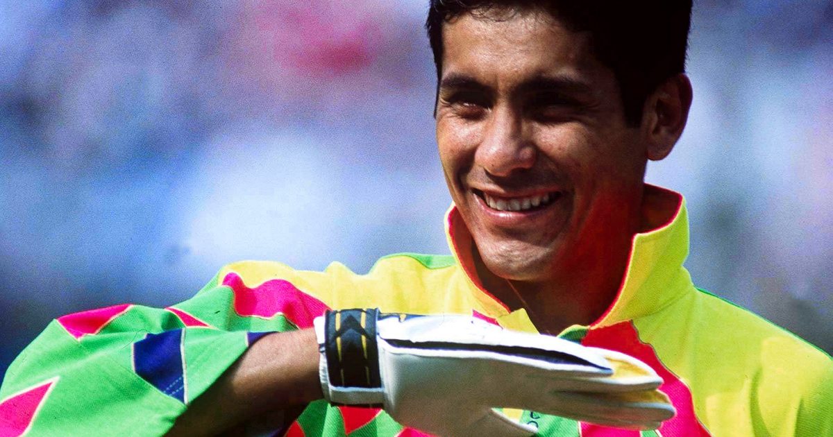 In search of Jorge Campos, the goalkeeper beyond the jersey